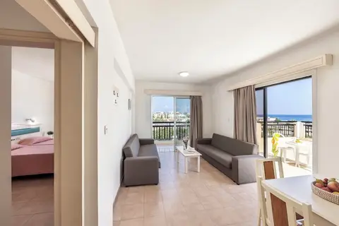 Seagull Hotel Apartments in Παραλίμνι — foto 28