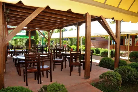 Buna Park Hotel in Shkodra — foto 7