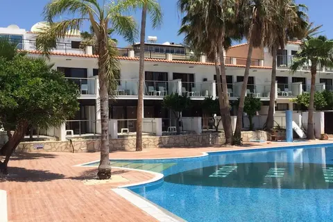 Pambos Napa Rocks in Ayia Napa — foto 9