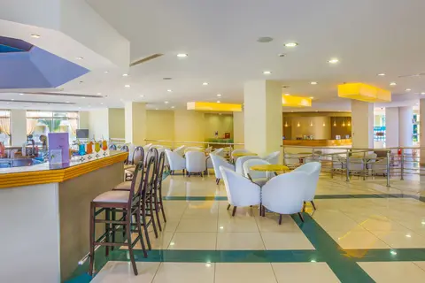 Fly & Go Kipriotis Maris Suites in Kos — foto 17
