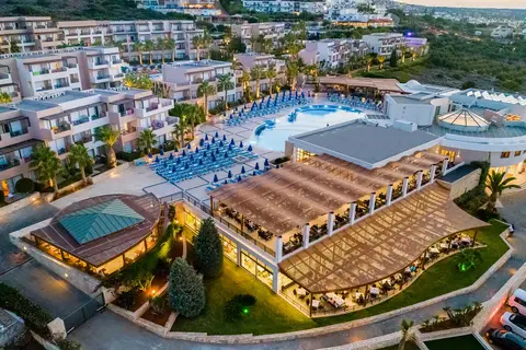 Grand Hotel Holiday Resort in Chersonisos Municipal Unit