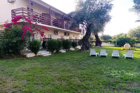 Ever Green in Δημοτική Ενότητα Λευκιμμαίων — foto 11