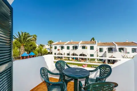 Hotel Apartamentos Playa Parc in Es Mercadal — foto 26