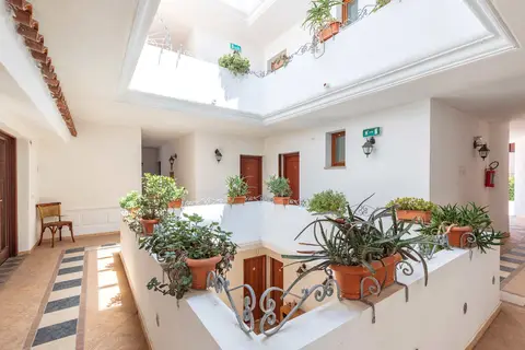 Bonsai Hotel in Santu Diadòru/San Teodoro — foto 2