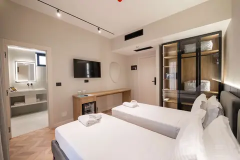 Sasso Hotel in Vlorë — foto 4