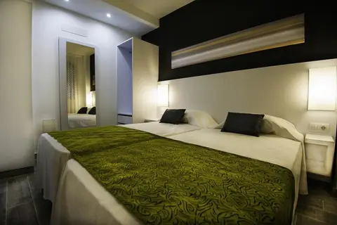Kn Aparthotel Columbus in Arona — foto 18
