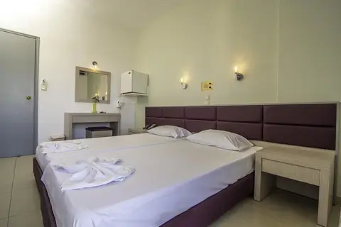 Megim Hotel in Παλαιόχωρα — foto 2