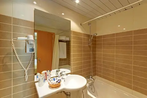 TRYP by Wyndham Porto Centro Hotel in Vila Nova de Gaia — foto 9