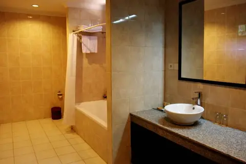 Puri Saron Seminyak in Kuta — foto 14