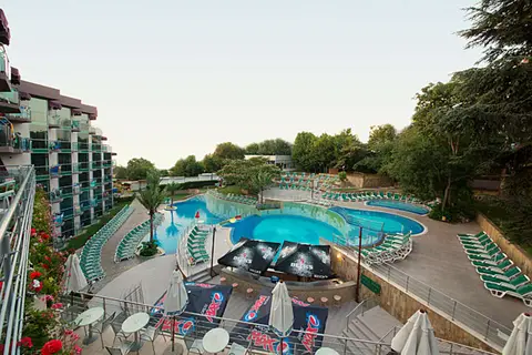 SH Dolce Mare in СПА център Ривиера Бийч — foto 25