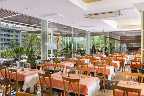 Costa Encantada Resort & Suites in Lloret de Mar — foto 8