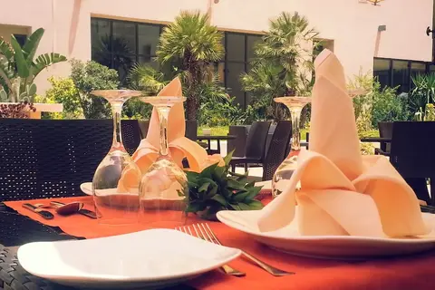 Le Corail Suites Hotel in Tunis — foto 16