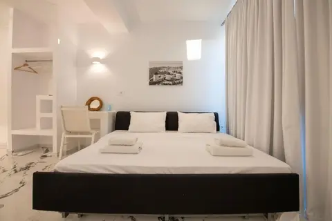 Bianco A Nero in Πλιντρί — foto 22