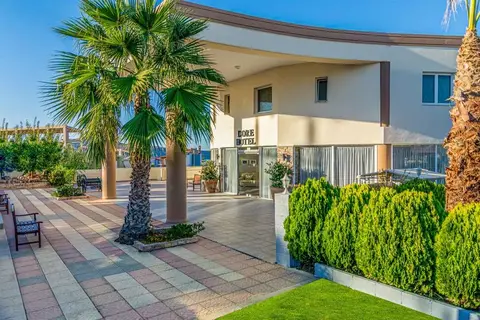 Dore Hotel in Agia Marina, foto 21