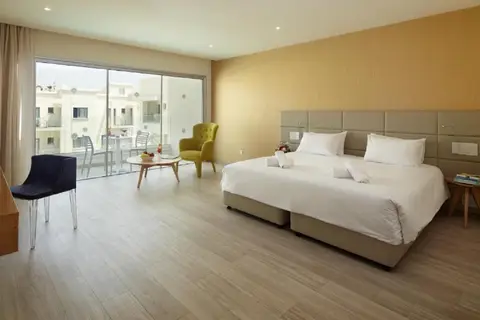 MelpoAntia Luxury Apartments & Suites in Ayia Napa — foto 12