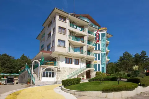 Hotel Zora in Несебър