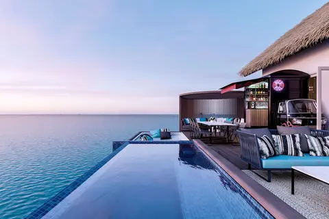 Hard Rock Hotel Maldives in Enboodhoo — foto 27