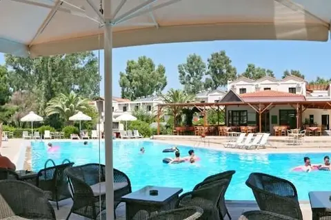 Pasiphae Hotel in Σκάλα Καλλονής — foto 23