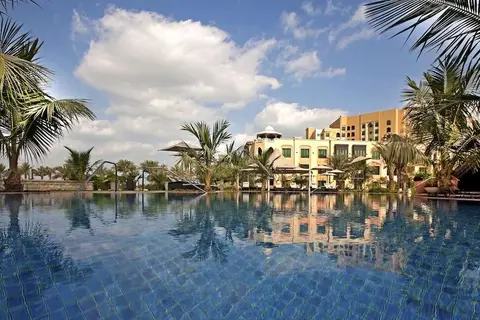 Shangri-La Hotel Qaryat Al Beri in ربدان — foto 2