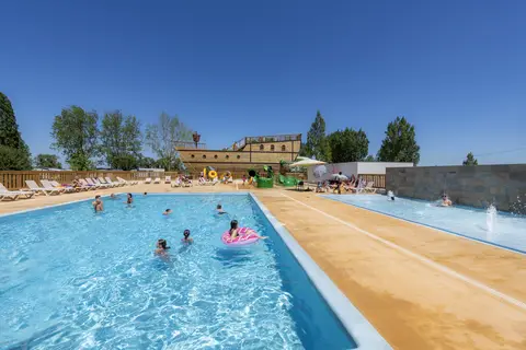 Camping Aunis Club Vendée in La Tranche-sur-Mer — foto 8