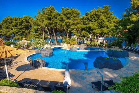 Matilde Beach Resort in Cres