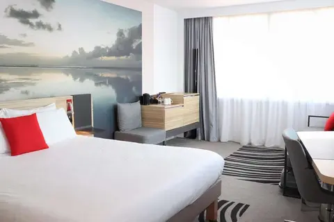 Novotel Edinburgh Centre in Edinburgh — foto 14