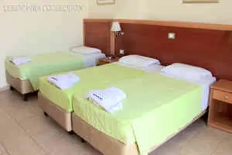 Cleopatra Classic Hotel in Καρδάμαινα — foto 11