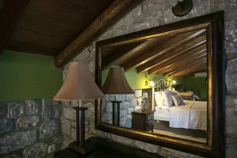 En Plo Luxury Suites in Δημοτική Ενότητα Οιτύλου — foto 3