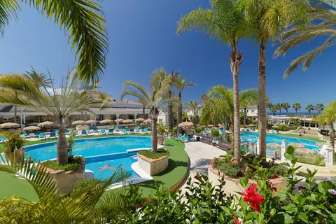 Hotel Gran Oasis Resort in Arona