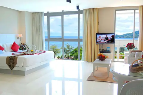 Andaman Beach Suites Hotel in ตำบลป่าตอง — foto 15
