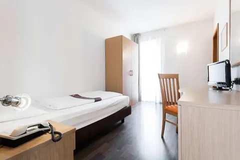Hotel Villa Stella in Nago-Torbole — foto 5