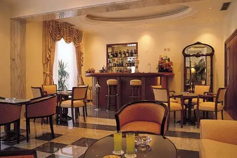 Hotel Metrópole in Almada — foto 3