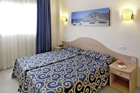 H-Top Royal Sun Suites in Santa Susanna — foto 3