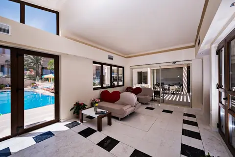 Oscar Suites & Village in Agia Marina, foto 30