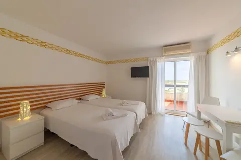 Golden Club Cabanas in Mexilhoeira Grande — foto 14
