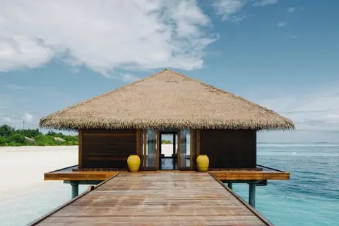 Noku Maldives, Vignette Collection in Noonu Atoll Education Centre, foto 13