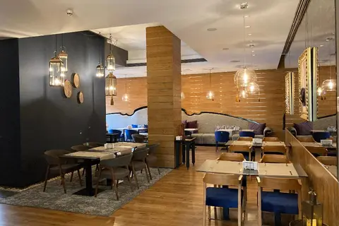 Graffit Gallery in Златни пясъци — foto 30