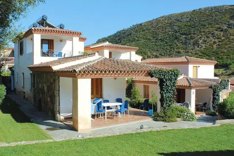 Appartementen Bouganvillage in Tanaunella, foto 2