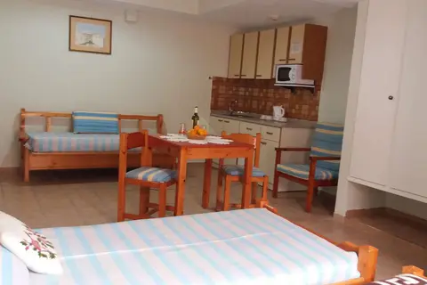 Semiramis Appartementen in Μάλια — foto 6