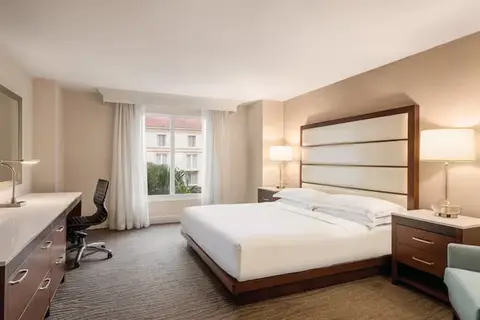 Hilton Naples in Naples — foto 5