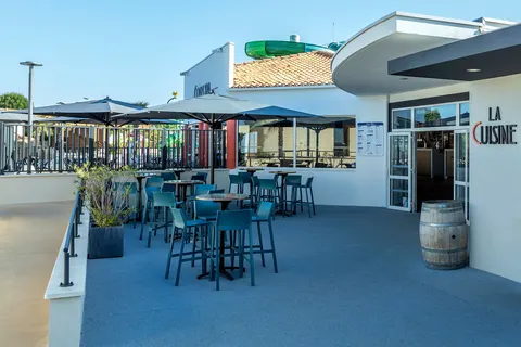 Camping Le Domaine Du Clarys foto 23