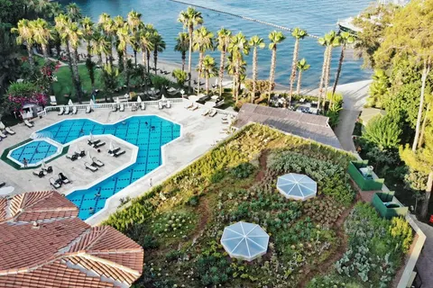 Fly & Go Letoonia Club & Hotel foto 4