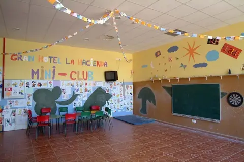 Ohtels La Hacienda in Vila-seca — foto 28