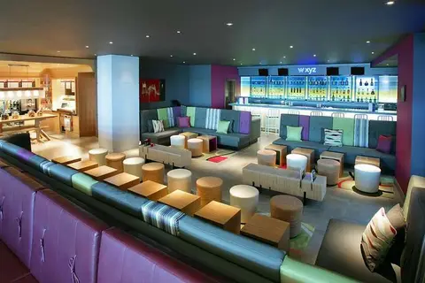 Aloft Abu Dhabi in الروضة — foto 9