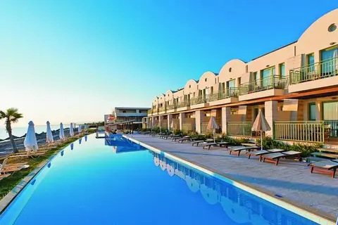 Grand Bay Beach Resort in Kolymbari — foto 28