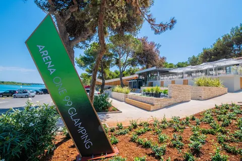 Arena One 99 Glamping foto 3