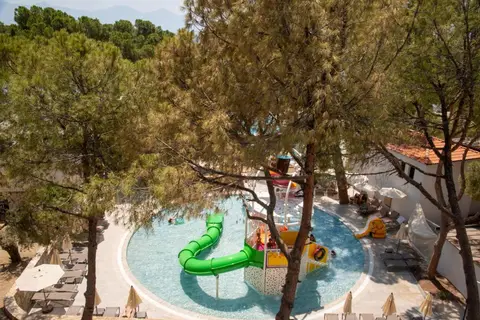 Fly & Go Ömer Prime Holiday Resort in Kuşadası — foto 23