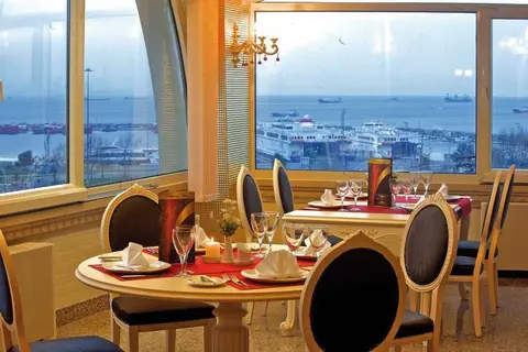 Marmaray Hotel in Fatih — foto 18