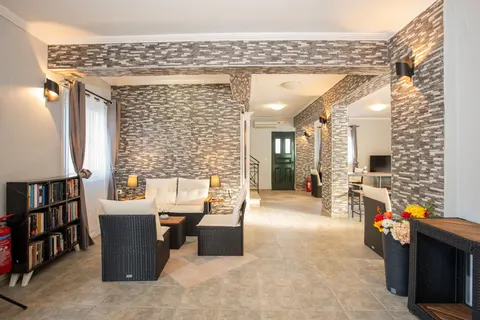 Fly & Go Sophies & Kostas Appartementen in Municipal Unit of Ellomenos — foto 18