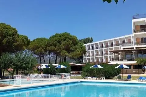 Irinna Hotel in Σβορωνάτα — foto 25
